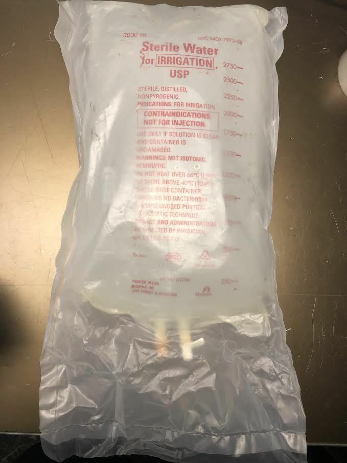 4 Pack Hospira STERILE WATER FOR IRRIGATION 3,000ml Flexible Bags AS IS