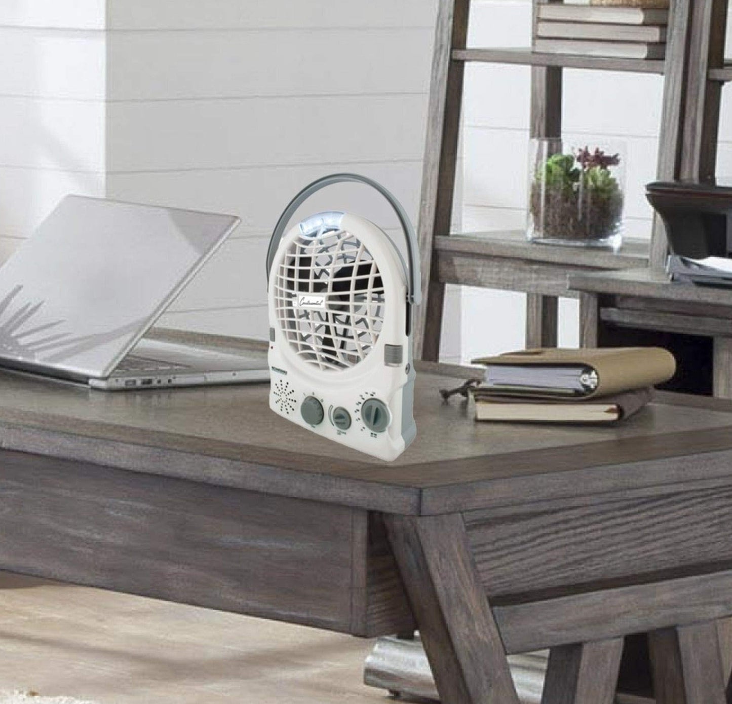 KUL White AM/FM Radio Fan, 6-Inch, 2-Speed