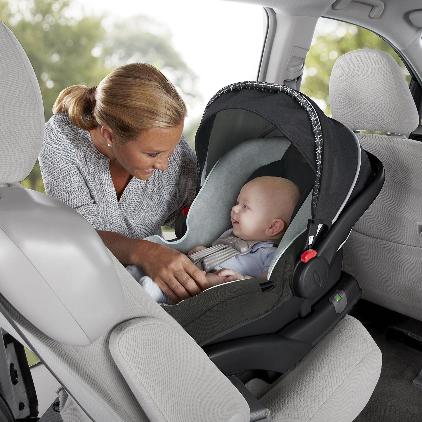 Graco SnugRide Click Connect 30/35 LX Infant Car Seat Base, Black