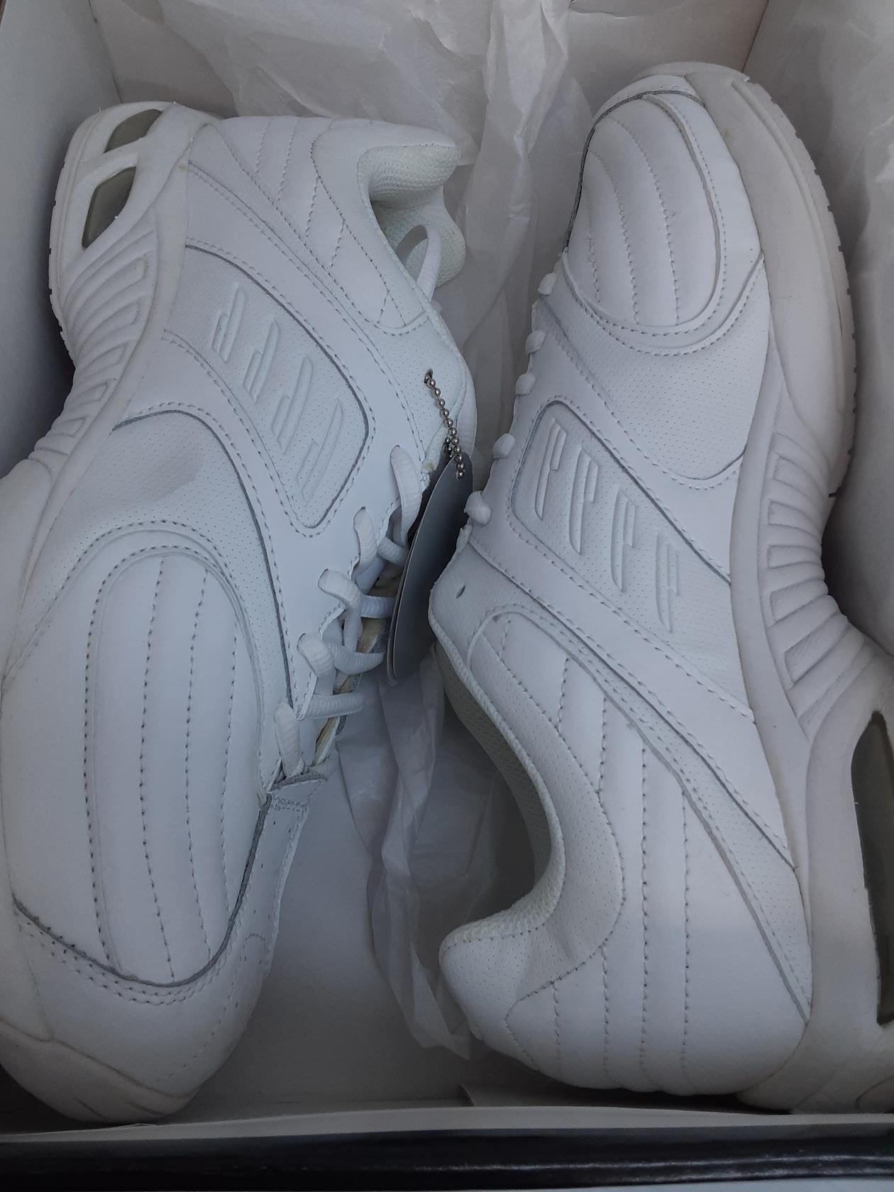 Dr. Scholl's Work Sneakers Cambridge WHT 208Z04, Size 10 Wide MENS